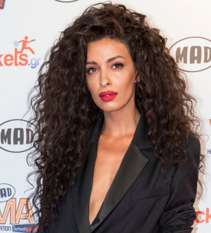 Ελένη Φουρέιρα: Έστειλε selfie στον Σαμαρά για να δει τι φοράει στα MAD!