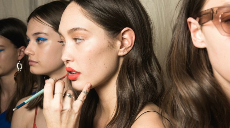 Madame Figaro Beauty Awards: Ψηφίστε τα καλύτερα προϊόντα για το μακιγιάζ των χειλιών