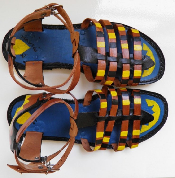 Sandals with a twist!