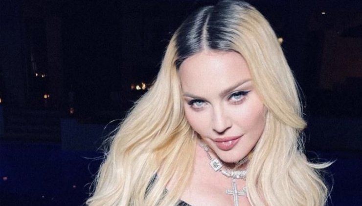 Madonna: Στην αγκαλιά του 29χρονου μποξέρ συντρόφου της