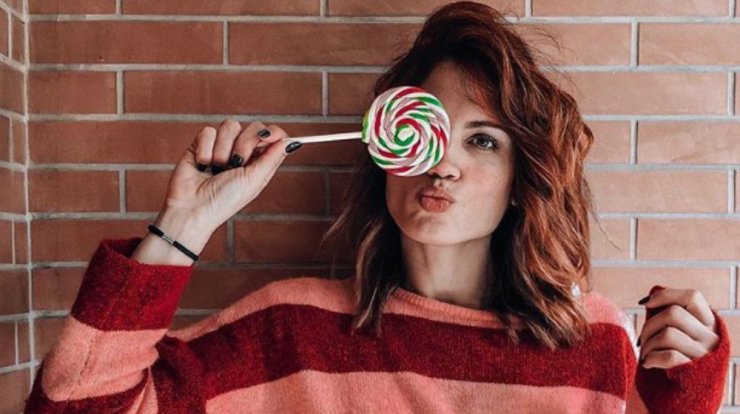 Η Μαίρη Συνατσάκη αποκάλυψε όλα της τα μυστικά για το instagram! [βίντεο]