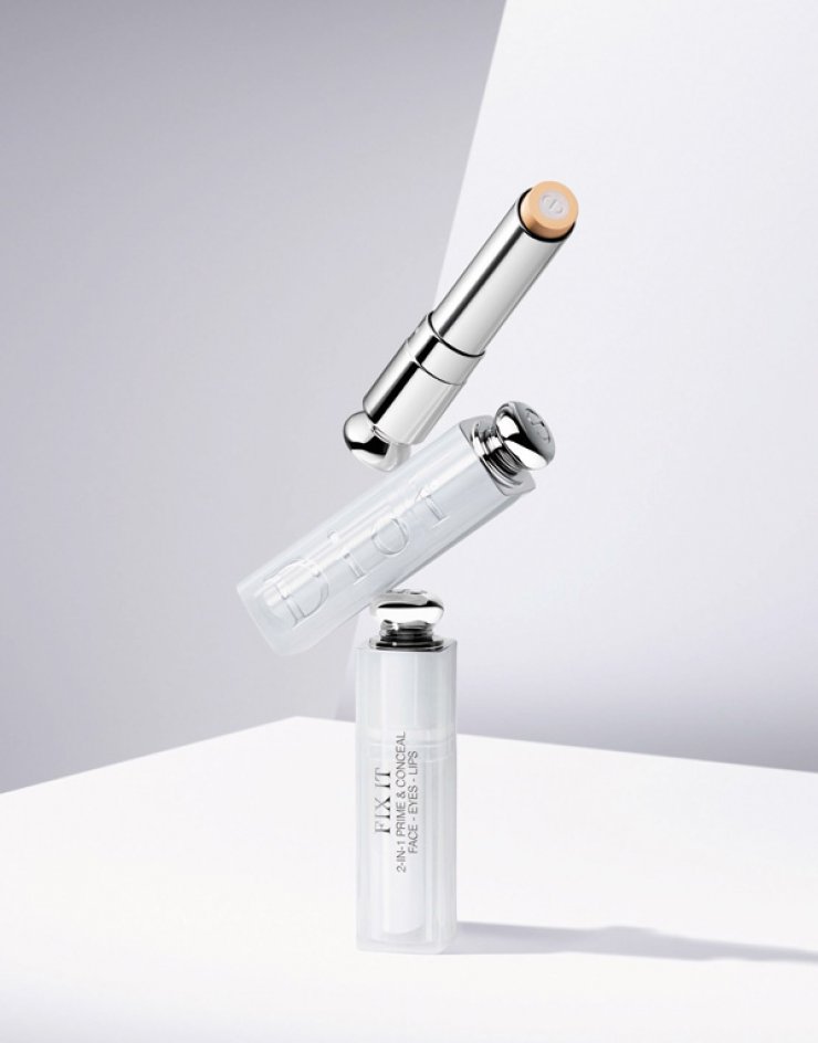 FIX IT: Tο πρώτο concealer άμεσης δράσης και πολλαπλών χρήσεων 