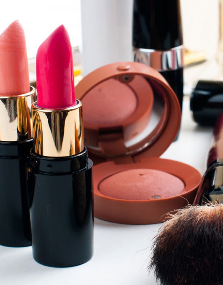 Γνωρίζετε ποια καλλυντικά πρέπει να βάζετε στο ψυγείο το καλοκαίρι και ποια όχι;