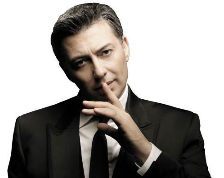 Νίκος Μακρόπουλος: "Η γυναίκα μου, άλλαξε τις κλειδαριές στο σπίτι"