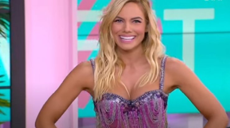 Ιωάννα Μαλέσκου: Αιφνιδίασε τους πάντες χορεύοντας belly dance στον αέρα της εκπομπής της [βίντεο]