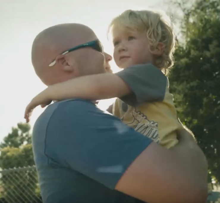 Τι σημαίνει “να είσαι άντρας” στο 2015! [βίντεο]