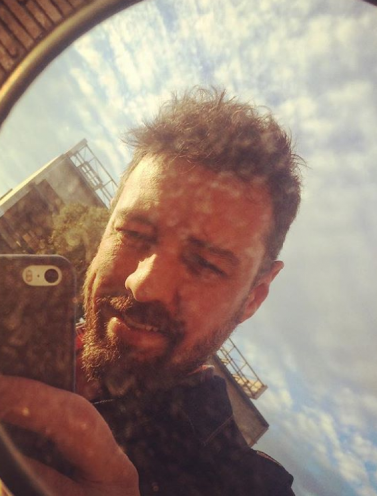 Ο Μάνος Παπαγιάννης περιγράφει on camera με κάθε λεπτομέρεια το περιστατικό με τη Σοφία Παυλίδου! [βίντεο]