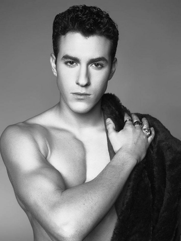 Ακόμα ένας υποψήφιος Mr. Cyprus "τα βάζει" με τον Μάνουελ Μοδέστου!