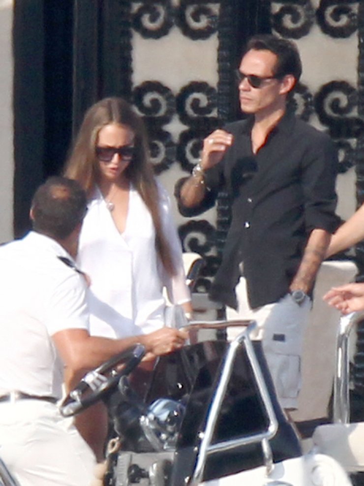 Η νέα σύντροφος τους Marc Anthony! Δείτε την!