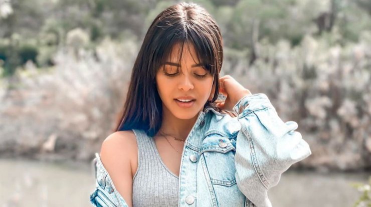 Μαρκέλλα Μαρίνα Κωνσταντίνου: Ντύθηκε ασορτί με το quilt της και εντυπωσίασε! [εικόνες]