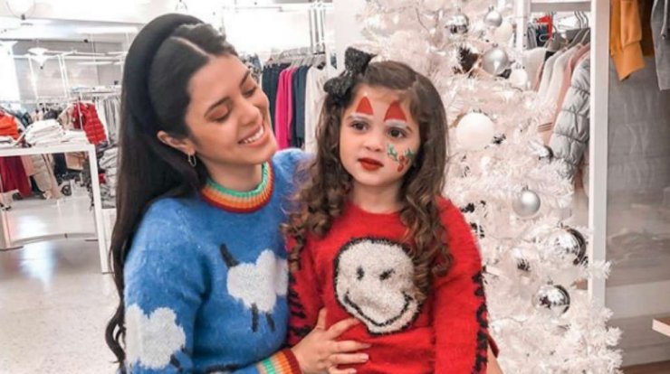 Μαρκέλλα Μαρίνα Κωνσταντίνου: Την τσακώσαμε στα ψώνια με την κορούλα της!