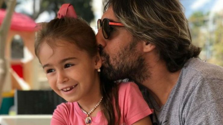 Μάρκος Παγδατής: Μας έδειξε τη μεγάλη του κόρη να χορεύει και να τραγουδάει και τη λατρέψαμε!