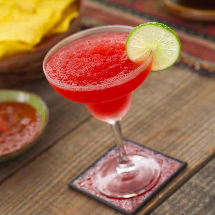 Τα 4 καλοκαιρινά ποτά που αδυνατίζουν