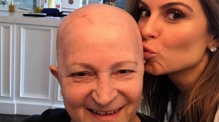 Maria Menounos: Μας ενημερώνει για το πως είναι η κατάσταση υγείας της μητέρας της [εικόνα]