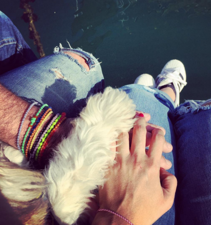 Τρελά ερωτευμένη η παρουσιάστρια με τον επιχειρηματία!