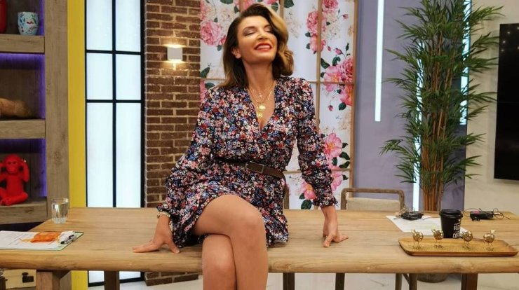 Η Μαρία Ιωάννου έκανε θεαματική αλλαγή στην εμφάνιση της! [βίντεο]