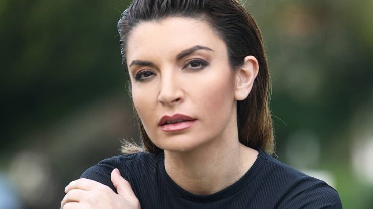 Η Μαρία Ιωάννου μας έβαλε στο υπνοδωμάτιό της! [βίντεο]