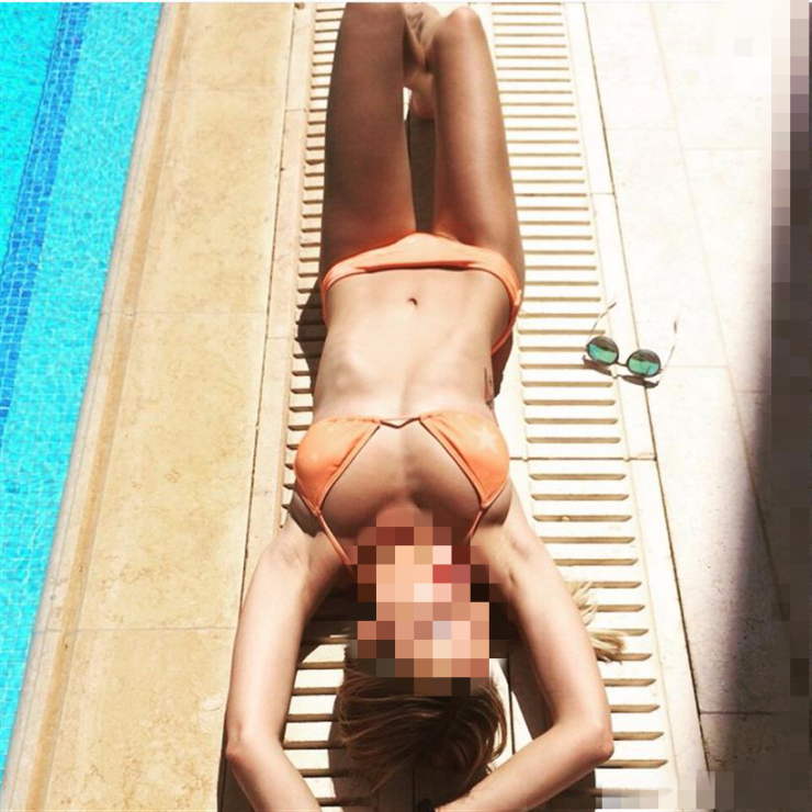 Ελληνίδα μοντέλο αναστατώνει με τις τέλειες αναλογίες της