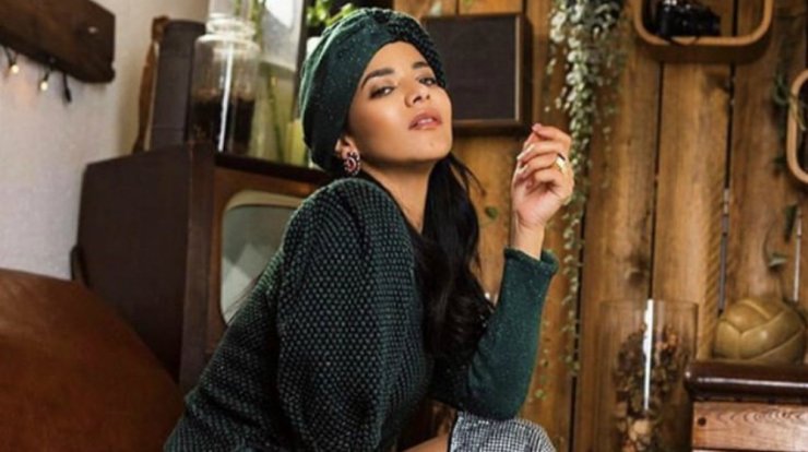 Τα πιο stylish φουλάρια της σεζόν φέρουν την υπογραφή Κύπριας σχεδιάστριας