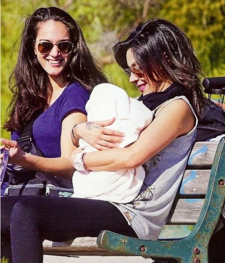 Μαριάντα Πιερίδη: Δείτε την με τον νεογέννητο γιό της