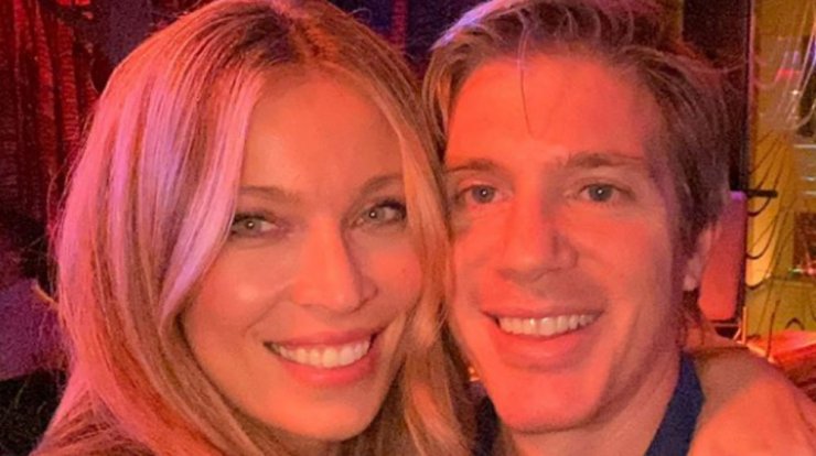 Πατίτσας - Χρουσαλά: H σπάνια δημόσια εμφάνιση με τα τρία τους παιδιά