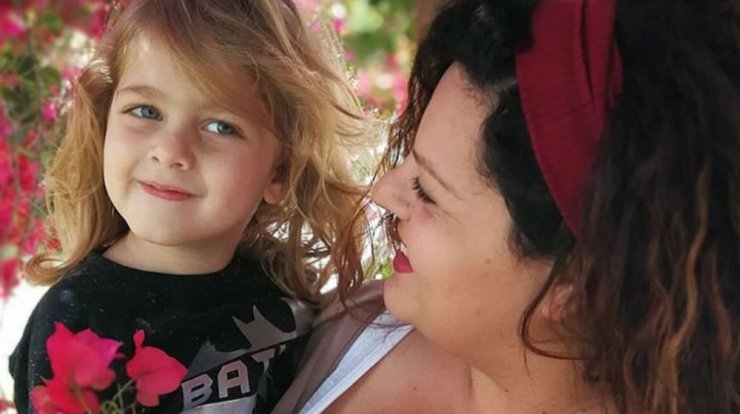 Μαριλένη Σταύρου: Ανέβασε την πιο υπέροχη πόζα στο instagram και τράβηξε την εικόνα ο 4χρονος γιος της!