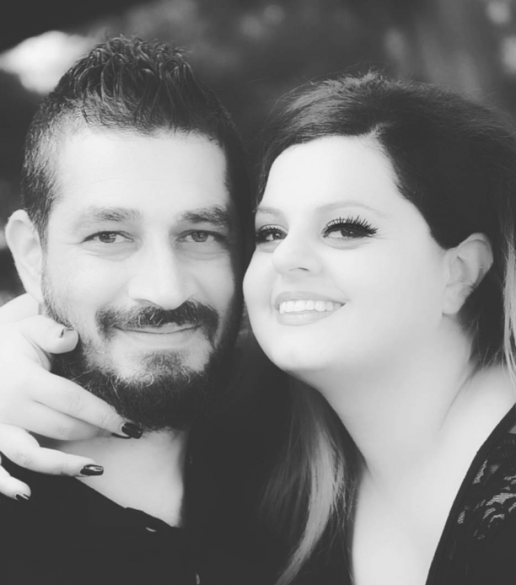 Το παθιασμένο φιλί της Μαριλένης Σταύρου στο σύζυγό της!