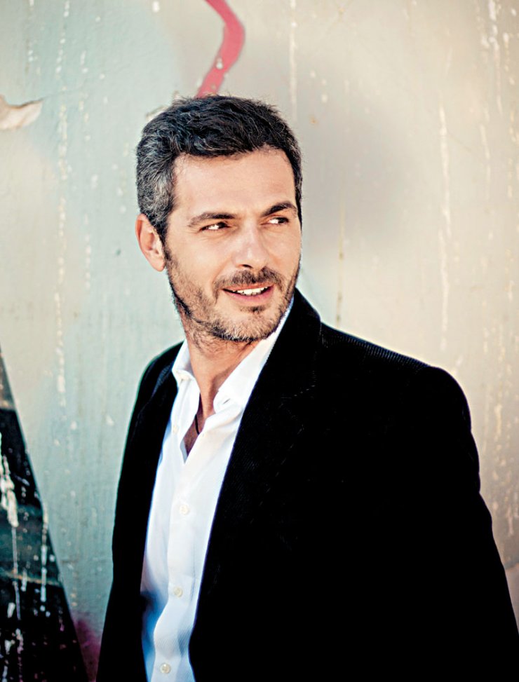 Μάριος Αθανασίου: "Ο μισθός που παίρνω είναι μηδαμινός"