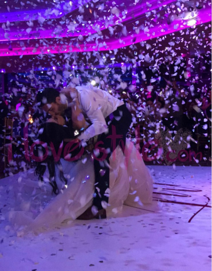 Η γαμήλια δεξίωση ζευγαριού της κυπριακής showbiz και ο εντυπωσιακός πρώτος τους χορός! [εικόνες & βίντεο]