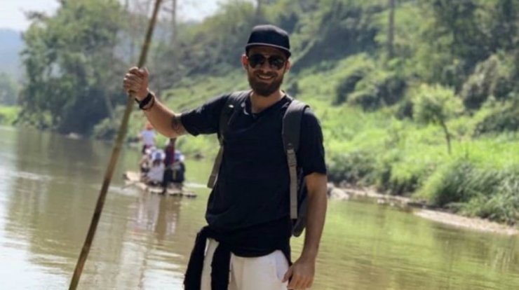 Μάριος Πρίαμος: Έφαγε έντομα και μας το έδειξε στο instagram! [εικόνες & βίντεο]