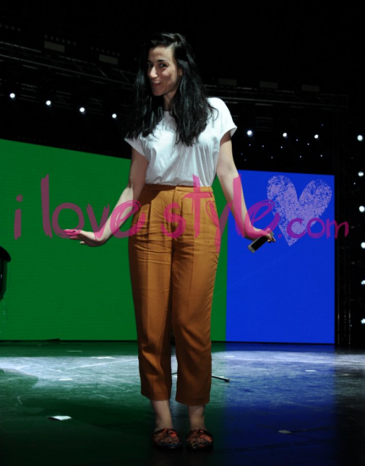 Μαρίζα Ρίζου: Η έκπληξη επί σκηνής με τους παρουσιαστές στα βραβεία “Madame Figaro Γυναίκες της χρονιάς 2017” [βίντεο]