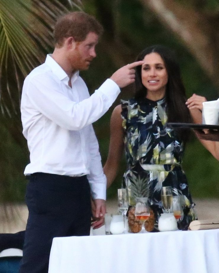 Η Meghan Markle μιλάει πρώτη φορά δημόσια για τη σχέση της με τον Πρίγκιπα Harry!