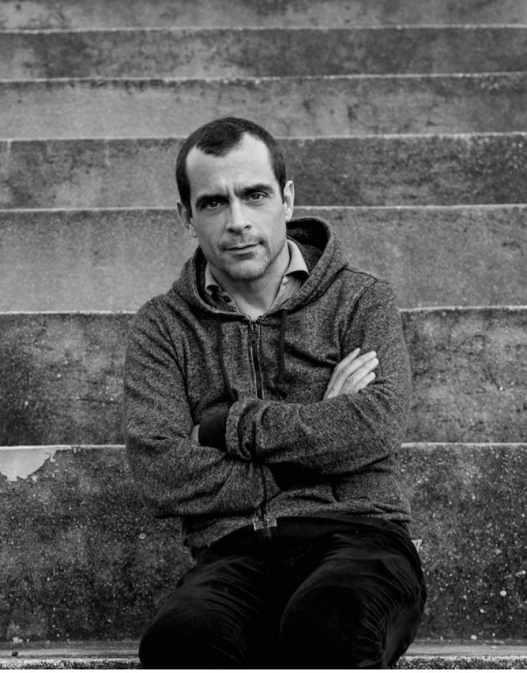 Δείτε την σπιταρόνα του Κωνσταντίνου Μαρκουλάκη στο κέντρο της Αθήνας!