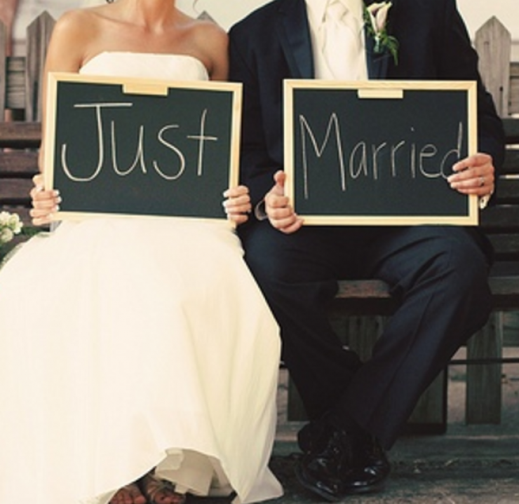 Αυτό είναι το χρονικό διάστημα που τα ζευγάρια βγαίνουν πριν παντρευτούν!