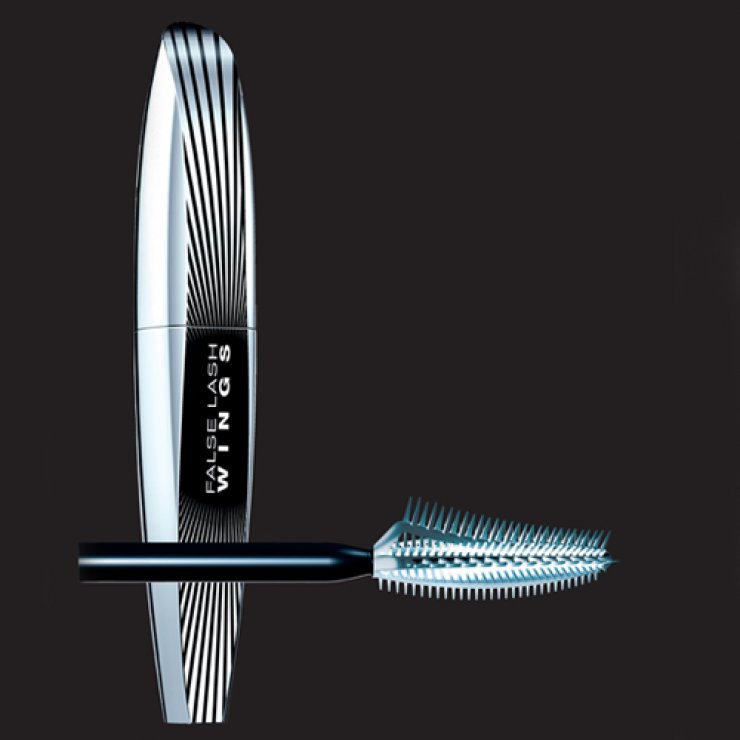 Βλεφαρίδες σαν φτερά πεταλούδας