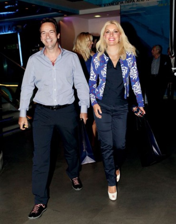 Αυτό δεν το περιμέναμε! Η Ελένη Μενεγάκη έστειλε on air φιλί στο Ματέο Παντζόπουλο! [βίντεο]