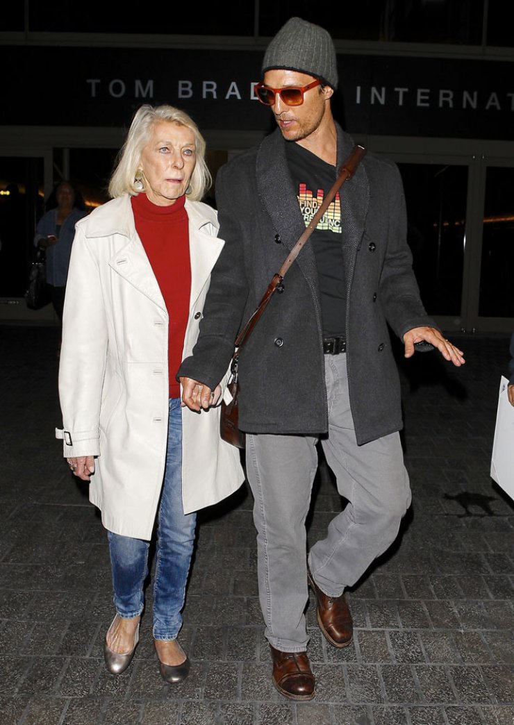 Αυτή είναι η μητέρα του Matthew McConaughey [εικόνες]