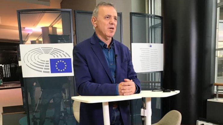 Κώστας Μαυρίδης: Τραγικές στιγμές για τον Ευρωβουλευτή – "Έφυγαν" οι γονείς του με πέντε ημέρες διαφορά