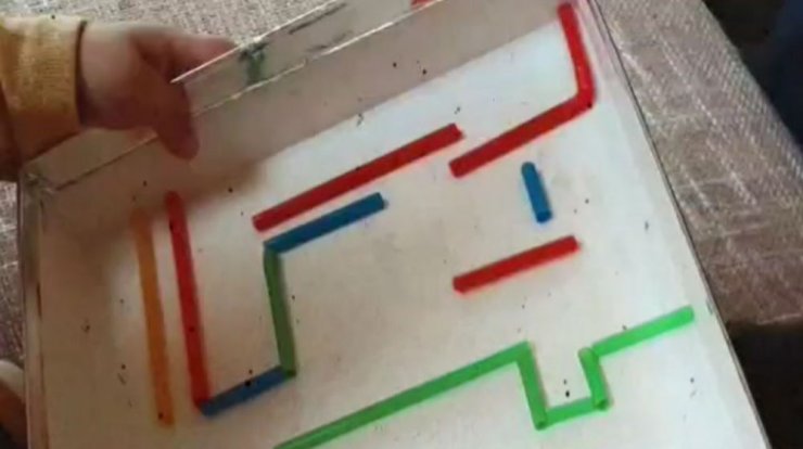 Η Νατάσα Τούρζα μας δίνει inspo πώς να φτιάξουμε handmade λαβύρινθο για τα παιδιά