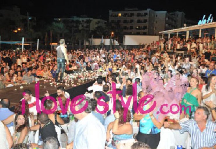 Γιώργος Μαζωνάκης: Πήγαμε στη συναυλία του καλοκαιριού