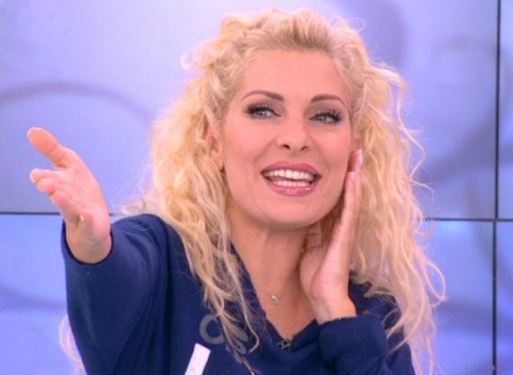  Όταν η Μενεγάκη βάφτιζε την κόρη του Δημήτρη Κοντολάζου [φωτό]