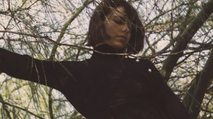 Μέγκι Ντρίο: Σε κατάσταση σοκ βγήκε δημόσια και αποκάλυψε πως το πρωί πέθανε η μητέρα της [βίντεο]