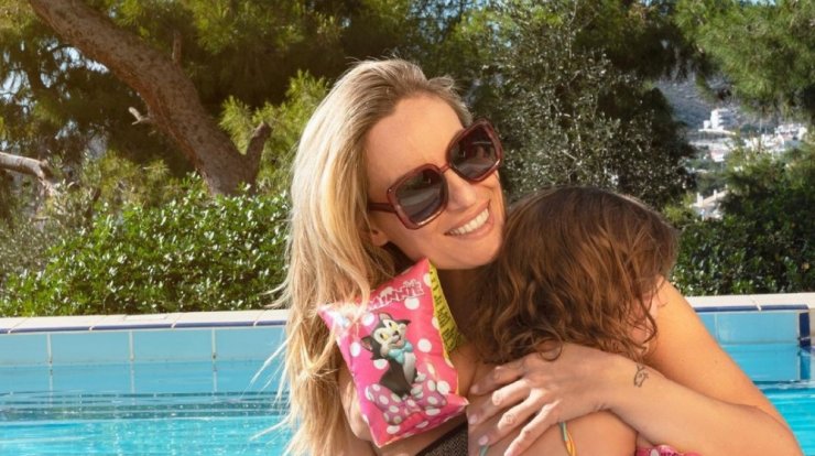 Ελεονώρα Μελέτη: Η αποκάλυψη για τη βάπτιση της δίχρονης κόρης της [εικόνα] 