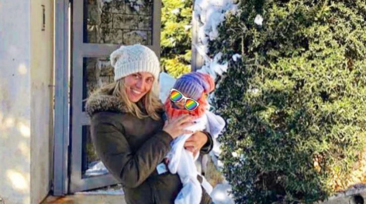 Ελεονώρα Μελέτη: Το τρυφερό στιγμιότυπο με την κορούλα της να ξαπλώνει μαζί της!