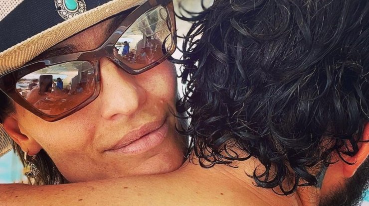 Ελεονώρα Μελέτη: Εξομολογείται πως έμαθε ότι είναι έγκυος! 