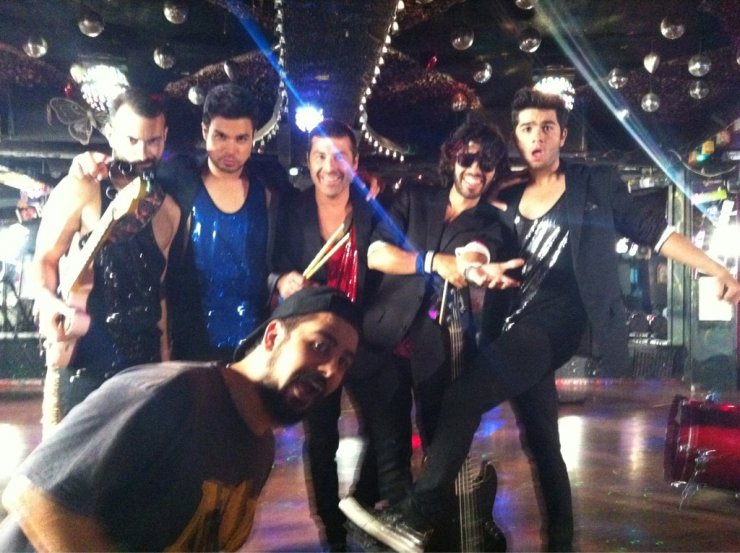 Oι Mέλισσες επιστρέφουν στα 