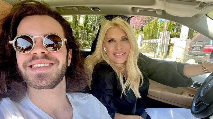 Άγγελος Λάτσιος: Δείτε πως αποκάλεσε τη μητέρα του δημόσια στο instagram [εικόνα]