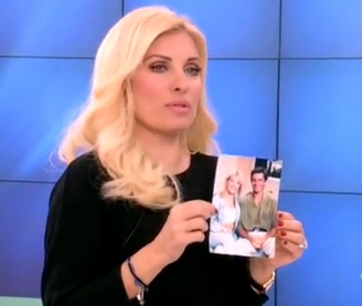  Η φωτογραφία από το παρελθόν που συγκίνησε on air την Μενεγάκη!