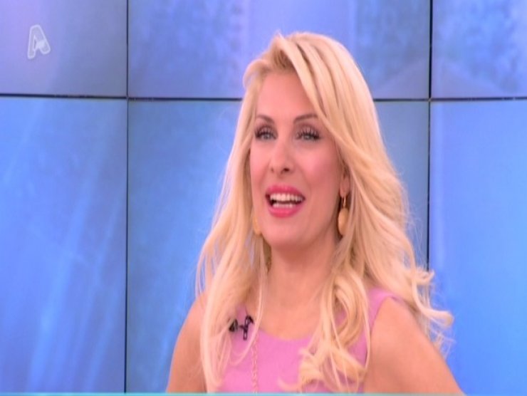 Ελένη Μενεγάκη: Η αφιέρωση του Μακρόπουλου για τον Ματέο