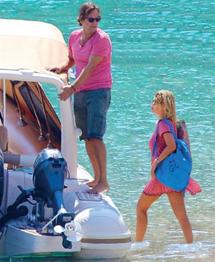 Ελένη Μενεγάκη – Ματέο Παντζόπουλος: Νέες φωτογραφίες από τις καλοκαιρινές τους διακοπές